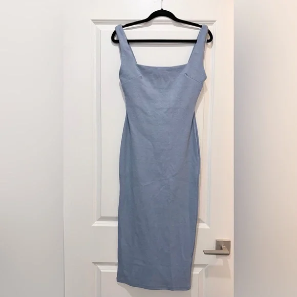 *NWT* HELLO MOLLY Midi Dress - Picture 2 of 2